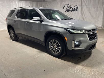 Used 2023 Chevrolet Traverse LT