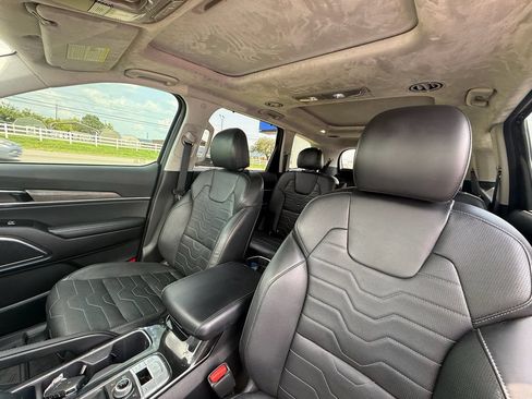 Used 2021 Kia Telluride SX w/ SX Prestige Package AWD/4WD image 13