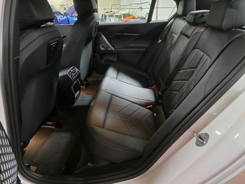 Used 2024 BMW i5 eDrive40i w/ Premium Package image 19