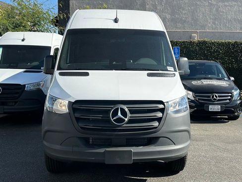 New 2025 Mercedes-Benz Sprinter 2500 image 3