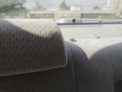 Used 2002 Toyota Camry LE image 35