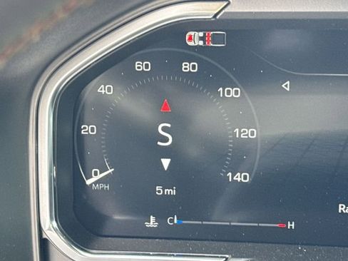 New 2026 GMC Sierra 1500 AT4 w/ AT4 Premium Package AWD/4WD image 16