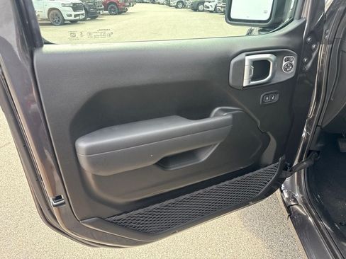 New 2026 Jeep Wrangler Unlimited Sport AWD/4WD image 19