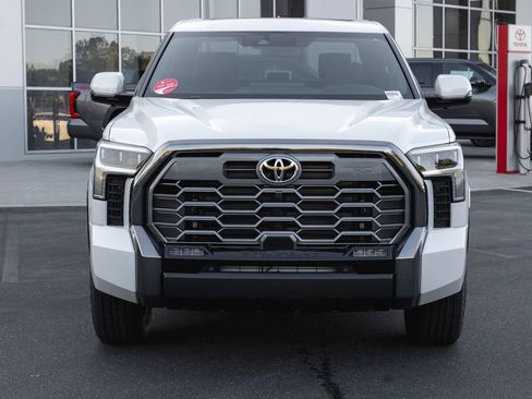 New 2026 Toyota Tundra Platinum w/ TRD Off-Road Package AWD/4WD image 2