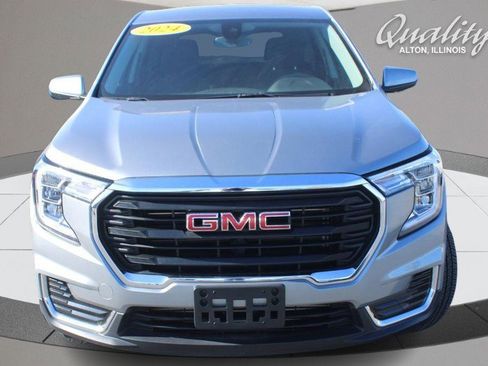 Certified 2024 GMC Terrain SLE image 11