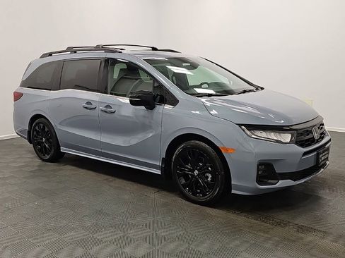 New 2026 Honda Odyssey Sport-L image 2