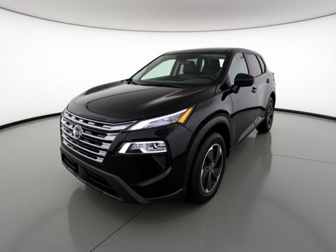 Used 2025 Nissan Rogue SV AWD/4WD image 3
