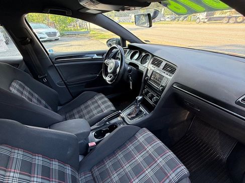 Used 2016 Volkswagen GTI S image 13
