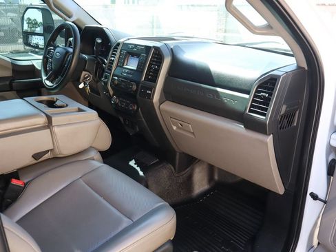 Used 2021 Ford F450 XL w/ Power Equipment Group RWD image 38