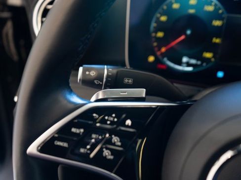 Used 2022 Mercedes-Benz E 350 Sedan image 34