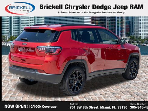 Used 2026 Jeep Compass Latitude AWD/4WD image 5