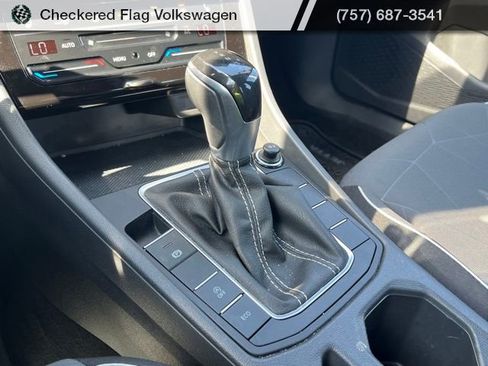 Used 2025 Volkswagen Jetta Sport image 41