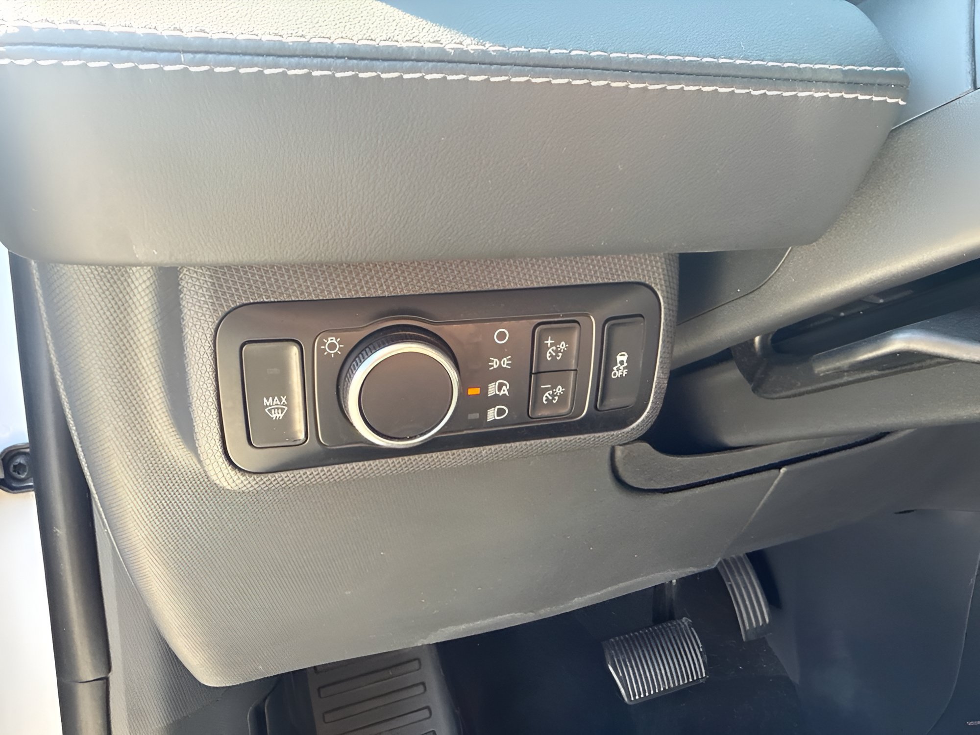 Used 2023 Ford Mustang Mach-E Premium AWD/4WD image 24