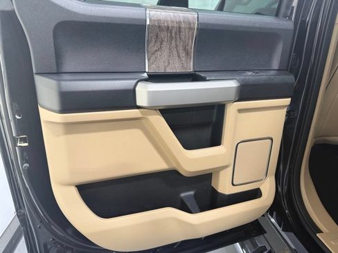 Used 2018 Ford F250 Lariat w/ Lariat Ultimate Package AWD/4WD image 42
