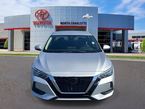 Used 2022 Nissan Sentra SV w/ Trunk Package FWD image 3