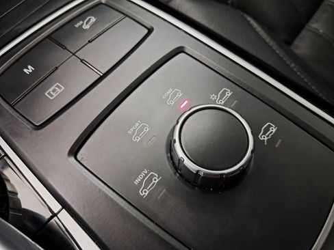 Used 2016 Mercedes-Benz GLE 350 4MATIC SUV Premium image 30