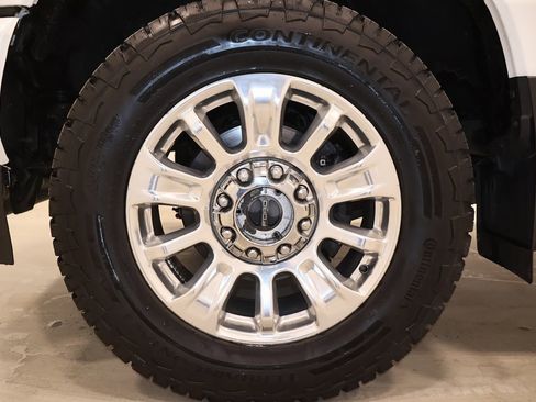 Used 2020 Ford F350 Limited image 41