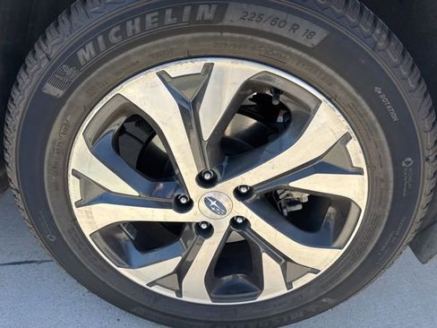 Used 2022 Subaru Outback Limited w/ Popular Package #2 image 8