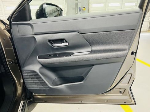 New 2026 Nissan Kicks SV image 33