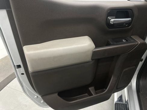 Used 2020 Chevrolet Silverado 1500 LT w/ Convenience Package image 22