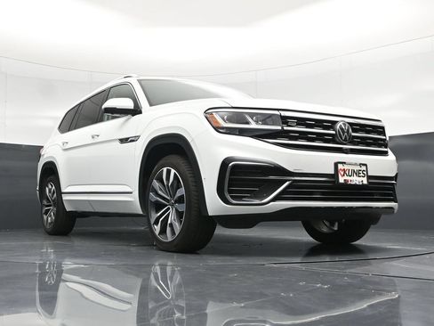 Used 2023 Volkswagen Atlas SEL Premium AWD/4WD image 60