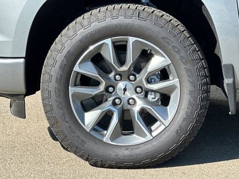 New 2026 Chevrolet Silverado 1500 RST AWD/4WD image 37