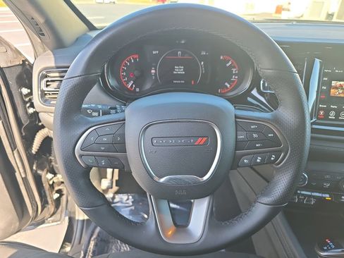 Used 2023 Dodge Durango SXT Launch Edition image 19