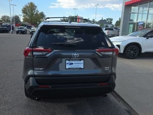 Used 2024 Toyota RAV4 XLE AWD/4WD image 4