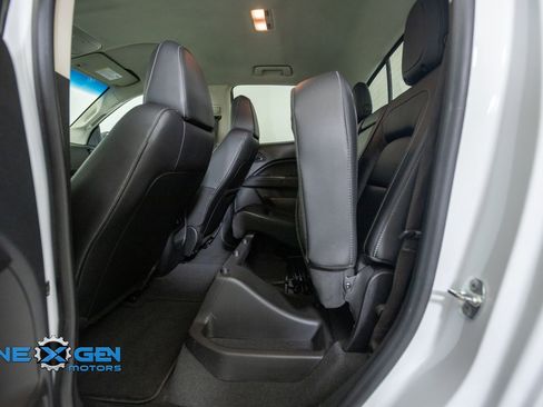 Used 2022 GMC Canyon Elevation w/ Elevation Premium Package AWD/4WD image 28