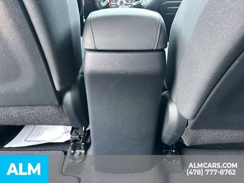 Used 2025 Kia Soul LX w/ LX Technology Package FWD image 26