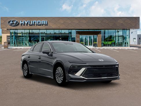 New 2026 Hyundai Sonata Limited FWD image 11