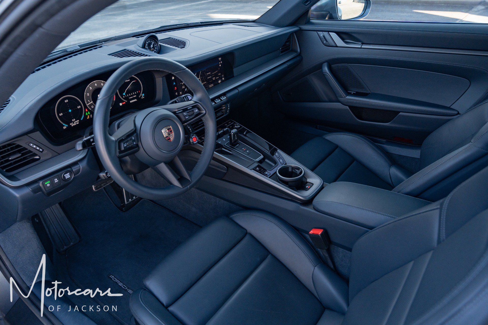 Used 2025 Porsche 911 Carrera RWD image 28