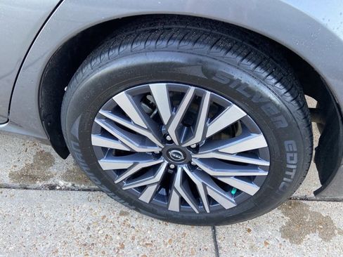 Used 2023 Nissan Altima 2.5 SV image 29