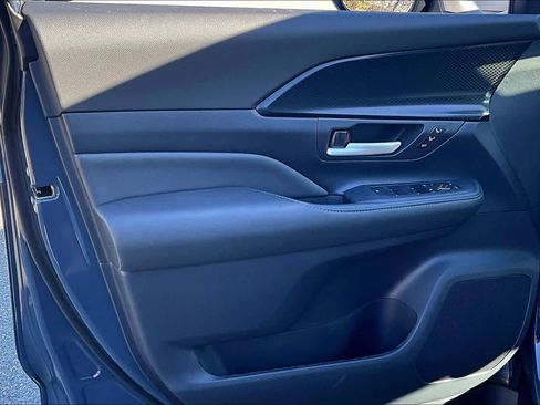 New 2026 Toyota Grand Highlander AWD Hybrid image 10
