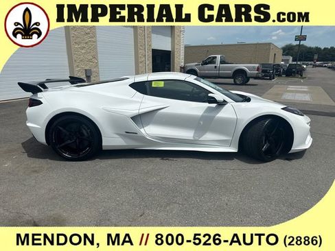 New 2026 Chevrolet Corvette E-Ray w/ ZER Performance Package AWD/4WD image 12