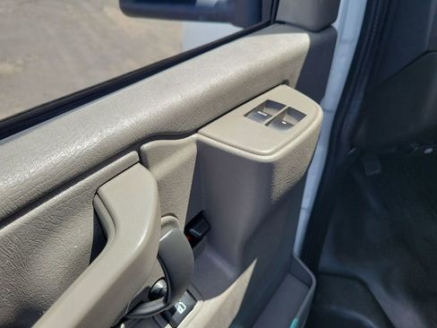 Used 2021 Chevrolet Express 3500 w/ Power Convenience Package RWD image 19