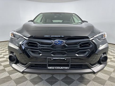 Used 2025 Subaru Crosstrek 2.0i image 2