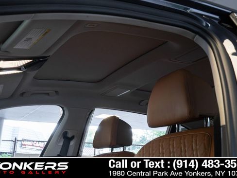 Used 2019 BMW 750i xDrive w/ Executive Package AWD/4WD image 46