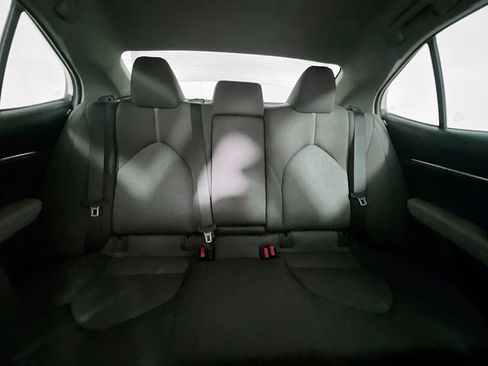 Used 2023 Toyota Camry LE image 32