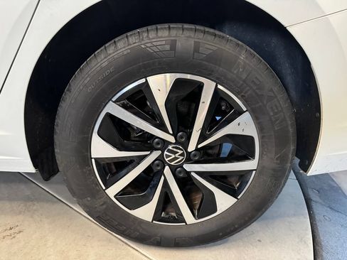 Used 2024 Volkswagen Jetta S FWD image 25