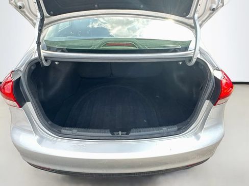 Used 2018 Kia Forte EX FWD image 25