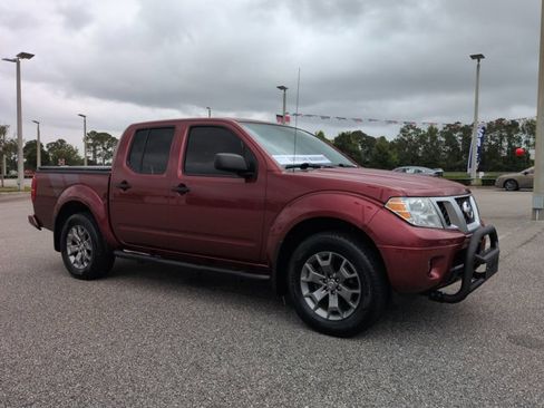 Certified 2021 Nissan Frontier SV AWD/4WD image 2