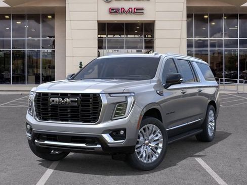 New 2026 GMC Yukon XL Denali w/ Advanced Technology Package RWD image 6