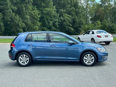 Used 2018 Volkswagen Golf S FWD image 9