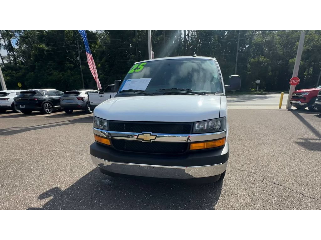 Used 2025 Chevrolet Express 2500 w/ Driver Convenience Package RWD image 7