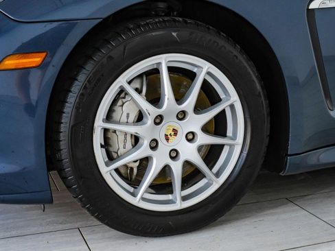 Used 2011 Porsche Panamera 4S image 57