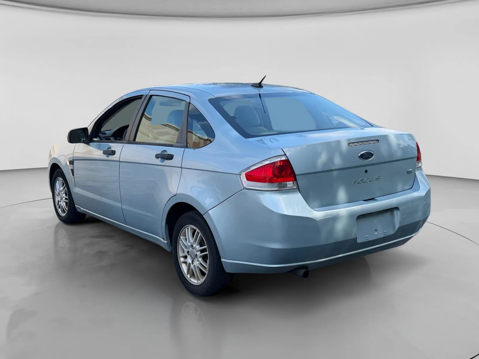 Used 2008 Ford Focus SE FWD image 3