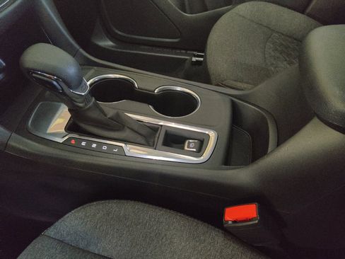 Used 2023 Chevrolet Equinox LT FWD image 26