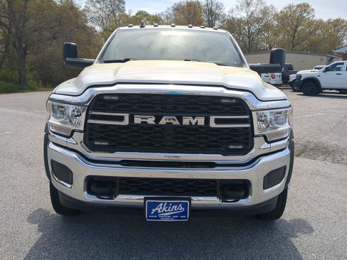 Used 2022 RAM 5500 Tradesman w/ Chrome Appearance Group image 7