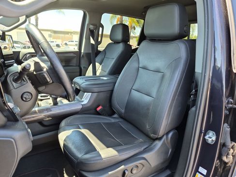 Used 2022 Chevrolet Silverado 1500 LTZ w/ Technology Package RWD image 16
